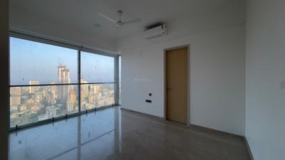 Bedroom Image of 1050 Sq.ft 2 BHK Apartment / Flat for rent in Monte South, Byculla Mumbai for Rs. 140000