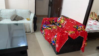 Living Room Image of 890 Sq.ft 2 BHK Apartment / Flat for rent in Supertech Eco Village 2, Noida Extension Greater Noida for Rs. 26000