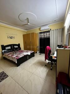 Bedroom Image of 1600 Sq.ft 2 BHK Builder Floor for rent in Sector 23 Gurgaon for Rs. 40000