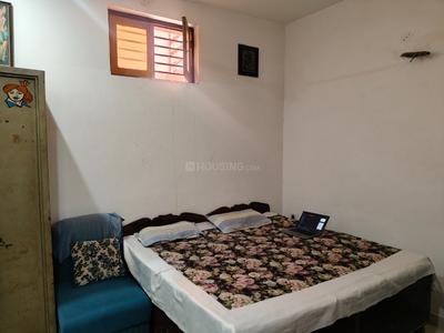 Bedroom Image of 1000 Sq.ft 2.5 BHK Builder Floor for rent in Sector 6 Gurgaon for Rs. 16000