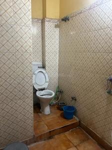 Bathroom Image of 1050 Sq.ft 2 BHK Independent House for rent in Alpha II Greater Noida for Rs. 20000