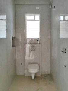Common Bathroom Image of 1400 Sq.ft 3 BHK Apartment / Flat for rent in Rosa Manhattan, Hiranandani Estate Thane for Rs. 65000