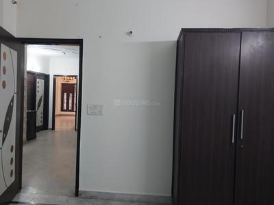 Bedroom Image of 1800 Sq.ft 3 BHK Villa for rent in Vikaspuri New Delhi for Rs. 60000