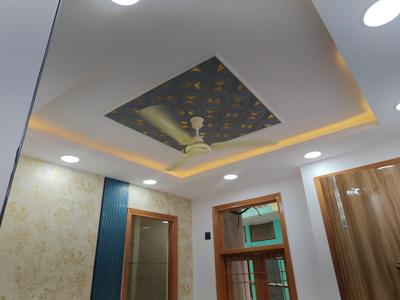 Bedroom Image of 550 Sq.ft 2 BHK Builder Floor for sale in Govindpuri New Delhi for Rs. 4000000