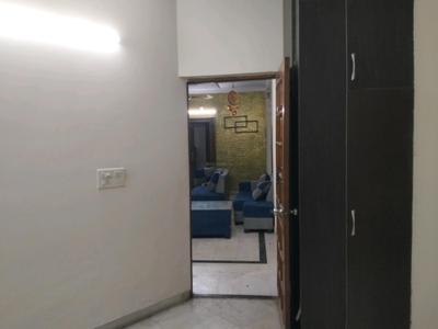 Bedroom Image of 900 Sq.ft 2 BHK Builder Floor for rent in Mansarover Garden New Delhi for Rs. 26000