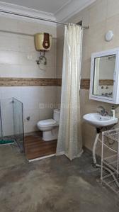 Bathroom Image of 700 Sq.ft 1 BHK Independent House for rent in Omaxe NRI City, Omega II Greater Noida for Rs. 25000