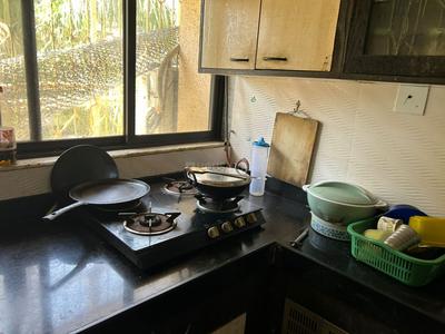 Kitchen Image of 950 Sq.ft 2 BHK Apartment / Flat for rent in Cosmos Heritage, Thane West Thane for Rs. 45000