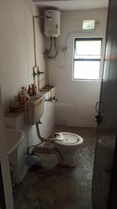Bathroom Image of 367 Sq.ft 1 RK Apartment / Flat for rent in DLF Capital Greens Phase 1 And 2, Karampura New Delhi for Rs. 14000