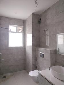 Bedroom One Image of 1620 Sq.ft 3 BHK Builder Floor for sale in Amolik Aster Woods, Sector 98 Faridabad for Rs. 14500000