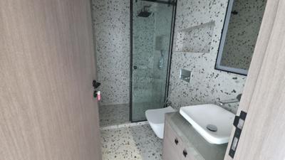 Image of 2500 Sq.ft 4 BHK Apartment / Flat for rent in Lokhandwala Minerva, Worli, Mumbai for Rs. 450000