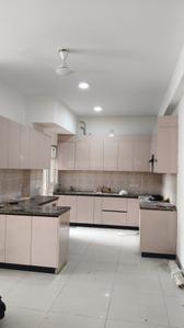 Kitchen Image of 2906 Sq.ft 3 BHK Apartment / Flat for rent in BPTP Amstoria , Sector 102 Gurgaon for Rs. 50000