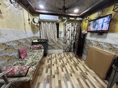 Living Room Image of 270 Sq.ft 1 RK Apartment / Flat for sale in Kurla West Mumbai for Rs. 3500000