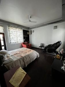 Bedroom Image of 9000 Sq.ft 12 BHK Independent House for sale in Sector 61 Noida for Rs. 130000000