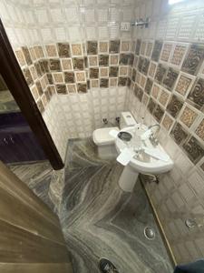 Image of 900 Sq.ft 2 BHK Builder Floor for rent in Ramesh Nagar, New Delhi for Rs. 34000