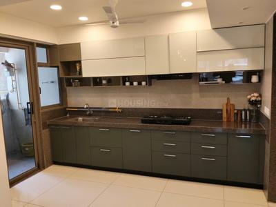 Kitchen Image of 1850 Sq.ft 3 BHK Apartment / Flat for rent in Adani The Meadows, Shantigram Ahmedabad for Rs. 45000