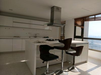 Kitchen Image of 3350 Sq.ft 4 BHK Apartment / Flat for sale in Panchshil One North, Magarpatta City Pune for Rs. 52700000