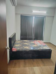 Bedroom Image of 1800 Sq.ft 3 BHK Apartment / Flat for rent in Athwa Surat for Rs. 40000