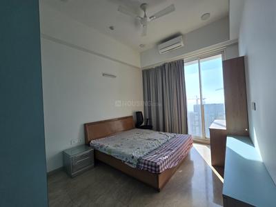Bedroom Image of 1700 Sq.ft 3 BHK Apartment / Flat for rent in Raheja Imperia, Lower Parel Mumbai for Rs. 400000