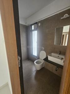 Bathroom Image of 1000 Sq.ft 2 BHK Apartment / Flat for rent in Sus Pune for Rs. 30000