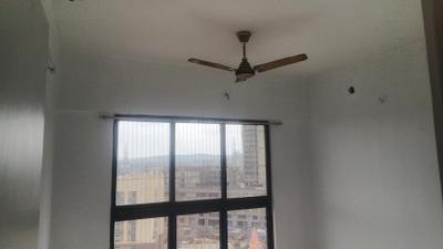 Bedroom Image of 750 Sq.ft 2 BHK Apartment / Flat for rent in Runwal Gardens Phase I, Dombivli East Thane for Rs. 16000