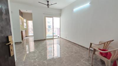 Living Room Image of 1490 Sq.ft 2.5 BHK Apartment / Flat for rent in Panchsheel Wellington, Crossings Republik Ghaziabad for Rs. 22500
