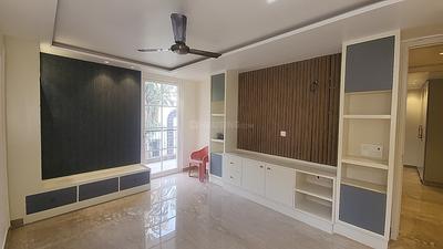 Bedroom Image of 1620 Sq.ft 3 BHK Builder Floor for sale in Surajmal Vihar New Delhi for Rs. 33000000