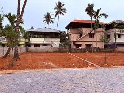 Image of 2700 Sq.ft Residential Plot / Land for sale in Thrippunithura, Kochi for Rs. 8100000