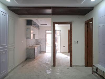 Living Room Image of 1075 Sq.ft 2 BHK Apartment / Flat for sale in DM Infra, Sector 104 Noida for Rs. 4250000