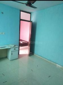 Bedroom Image of 861 Sq.ft 2 BHK Builder Floor for rent in DDA New MIG Flats, Mayur Vihar Phase 3 New Delhi for Rs. 15000
