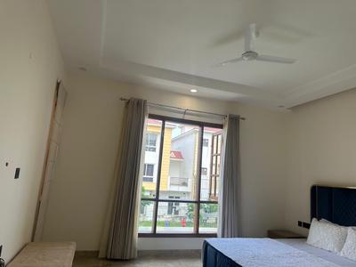 Bedroom Image of 4200 Sq.ft 4 BHK Villa for sale in Jaypee Kingswood Oriental, Sector 128 Noida for Rs. 85000000