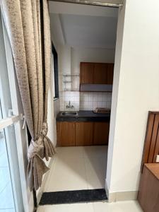 Kitchen Image of 900 Sq.ft 1 BHK Builder Floor for rent in DLF Independent Floors, DLF Phase 3 Gurgaon for Rs. 32000
