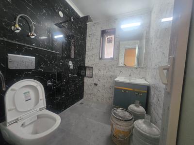Image of 2200 Sq.ft 3 BHK Apartment / Flat for sale in DDA Flats Vasant Kunj, Vasant Kunj, New Delhi for Rs. 45000000