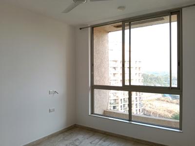 Living Room Image of 750 Sq.ft 2 BHK Apartment / Flat for rent in Jay Lijjat Ganga, Mulund East Mumbai for Rs. 42000