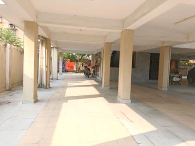Car Garage Image of 1250 Sq.ft 3 BHK Apartment / Flat for sale in Santoshpur Kolkata for Rs. 12000000
