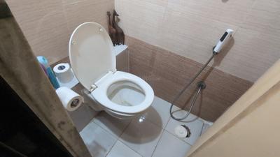 Bathroom Image of 650 Sq.ft 1 BHK Apartment / Flat for sale in Seawoods Navi Mumbai for Rs. 10000000