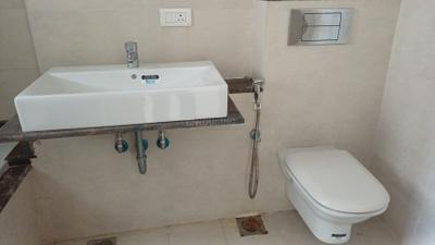 Image of 2049 Sq.ft 3 BHK Apartment / Flat for sale in Prestige Neptunes Courtyard, Marine Drive, Kochi for Rs. 21700000