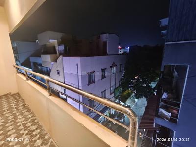 Balcony Image of 500 Sq.ft 1 RK Apartment / Flat for rent in Gandhipuram Coimbatore for Rs. 30000