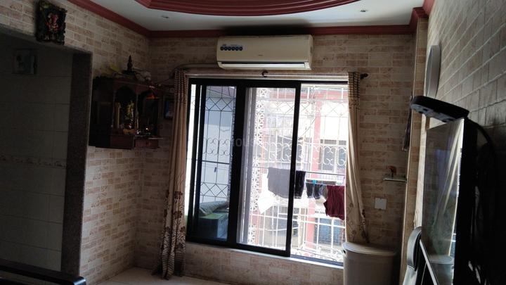 Ideal Tower Delux Living Room 1