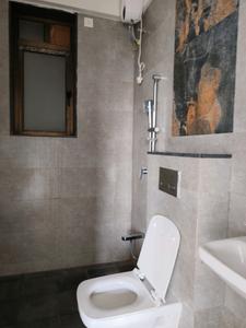 Common Bathroom Image of 980 Sq.ft 2 BHK Apartment / Flat for sale in Disha Elysium, Andheri West Mumbai for Rs. 31500000