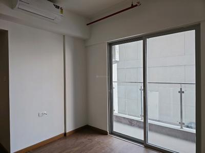Bedroom Image of 1200 Sq.ft 2 BHK Builder Floor for rent in Gera World Of Joy, Upper Kharadi Pune for Rs. 50000