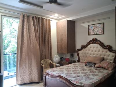 Bedroom Image of 1350 Sq.ft 3 BHK Builder Floor for sale in Ramesh Nagar New Delhi for Rs. 25000080