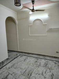 Living Room Image of 720 Sq.ft 2 BHK Builder Floor for rent in Krishna Nagar New Delhi for Rs. 15000