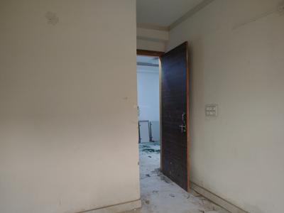 Bedroom Image of 650 Sq.ft 2 BHK Apartment / Flat for sale in Sangam Vihar New Delhi for Rs. 3500000