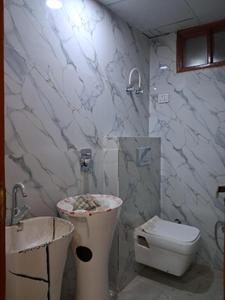 Common Bathroom Image of 1550 Sq.ft 3 BHK Apartment / Flat for sale in Sector 104 Noida for Rs. 7200006