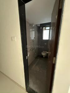 Bathroom Image of 985 Sq.ft 2.5 BHK Apartment / Flat for sale in Mulund East Mumbai for Rs. 21000000