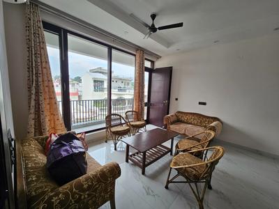 Living Room Image of 2200 Sq.ft 3 BHK Builder Floor for rent in Ballupur Dehradun for Rs. 45000