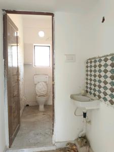 Common Bathroom Image of 652 Sq.ft 2 BHK Apartment / Flat for sale in Baghajatin Kolkata for Rs. 2800000
