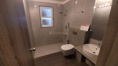 Bathroom Image of 1610 Sq.ft 3 BHK Apartment / Flat for sale in Nizampura Vadodara for Rs. 7700000