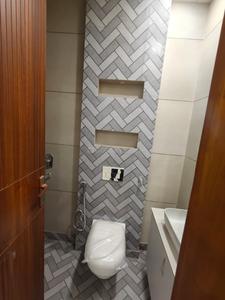 Bathroom Image of 1200 Sq.ft 3 BHK Builder Floor for sale in Mansarover Garden New Delhi for Rs. 24500000