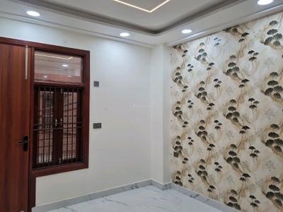 Bedroom Image of 1000 Sq.ft 3 BHK Apartment / Flat for sale in Chandra Park New Delhi for Rs. 7500000